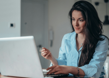 Navigating the Complexities of Adaptive Leadership in a Dynamic World