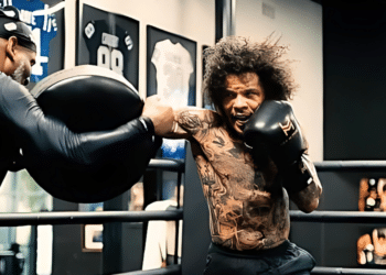 Boxing Stars That Trust Hit N Move