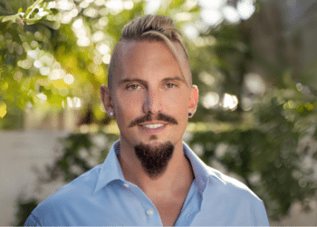 Christian Davis: Inspiring Entrepreneurs to Financial Freedom