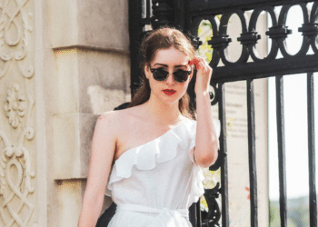 Boosting Your Brand with Employee Influencers and Brand Ambassadors: What Is Internal Influencer Marketing?