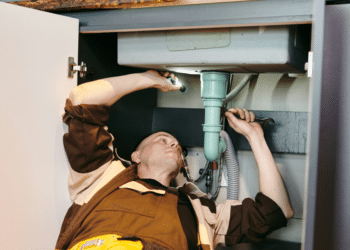 Lead Plumbers and Their Role in Managing Successful Projects