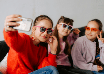 How AR Filters Are Revolutionizing Social Media Marketing