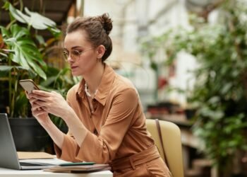 Work-Life Balance for Entrepreneurs: How to Manage Business Without Burning Out