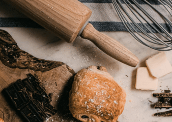 How Maria Baradell is Using Instagram and Temu to Help Home Bakers Rise