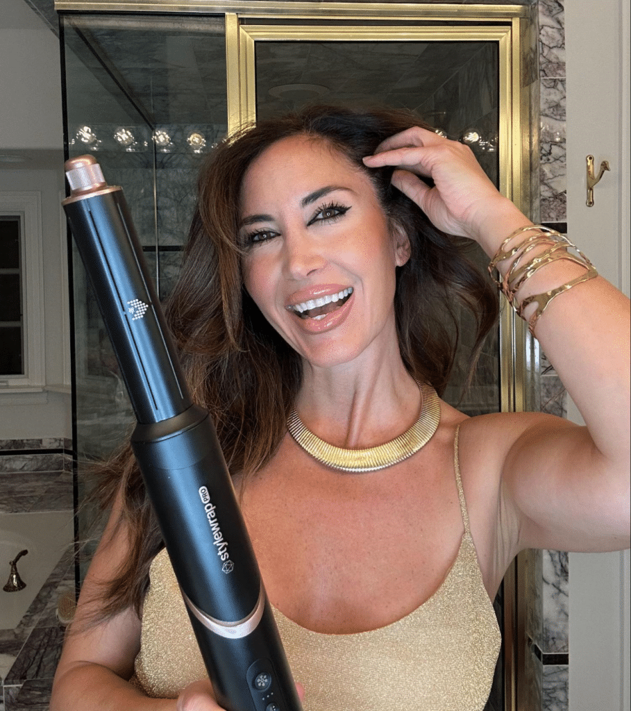 Why Influencers Love the StyleWrap Pro Dryer Brush