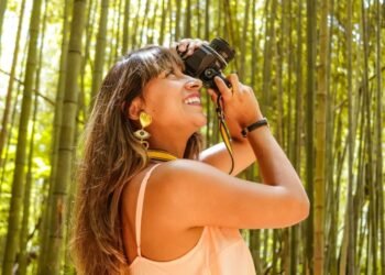 The Role of Influencer Marketing Agencies in Influencer Seeding Campaigns: A Closer Look at Socially Powerful