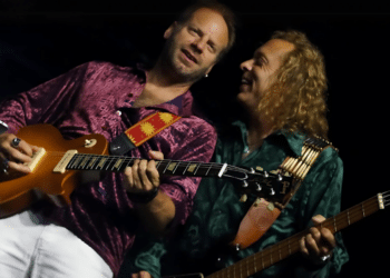 Reviving Rock’s Live Show Legacy: Black Water Mountain’s Dynamic Stagecraft and Fan Connection