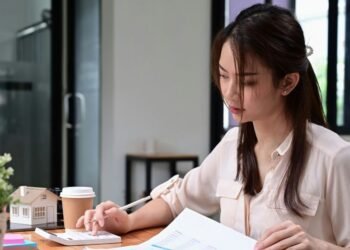 How Your Identity Shapes and Sustains Your Habits