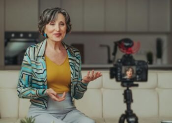 The TV Writer’s Blueprint: How to Structure Episodes That Hook Audiences