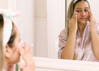 Skincare vs. Makeup How to Choose the Right Products for Any Lifestyle