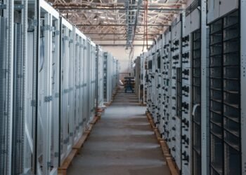 Electric Kitten: The Strategic Advantages of Having Your Servers Colocated in Los Angeles