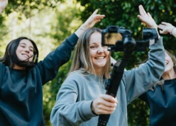 How Cross-Platform Collabs Are Driving Explosive Follower Growth