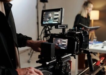 Influencer-Led Commerce Goes Mainstream with Shoppable Content