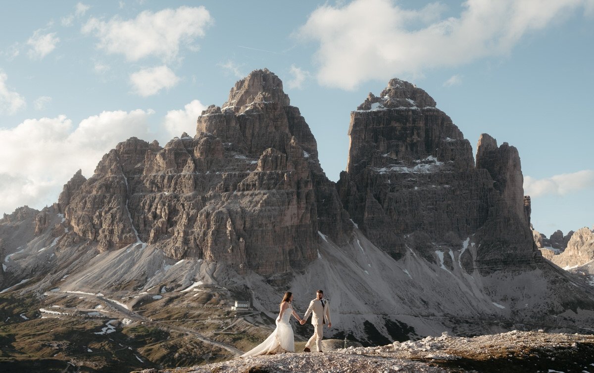 The Chaffins: Expert Photographers for Hiking Weddings and Elopements