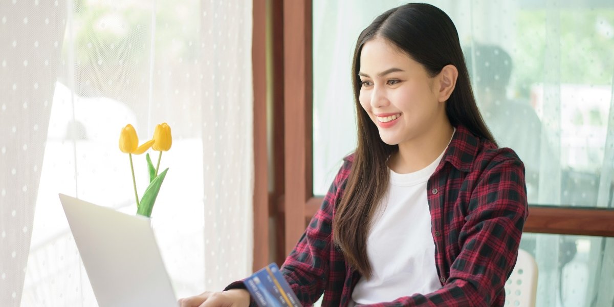 Carole Ann Spink on How to Save Money, Find Great Deals, and Buy Smarter Online