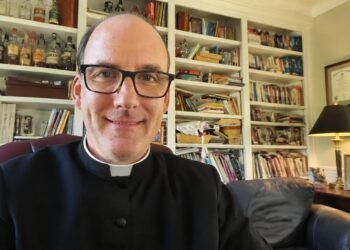 The Pastor Who Builds Community Through Crisis and Connection