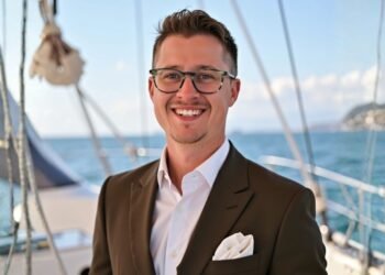 Dr. Connor Robertson's AI Delegation Framework:Whatto Automate, Delegate, and Keep