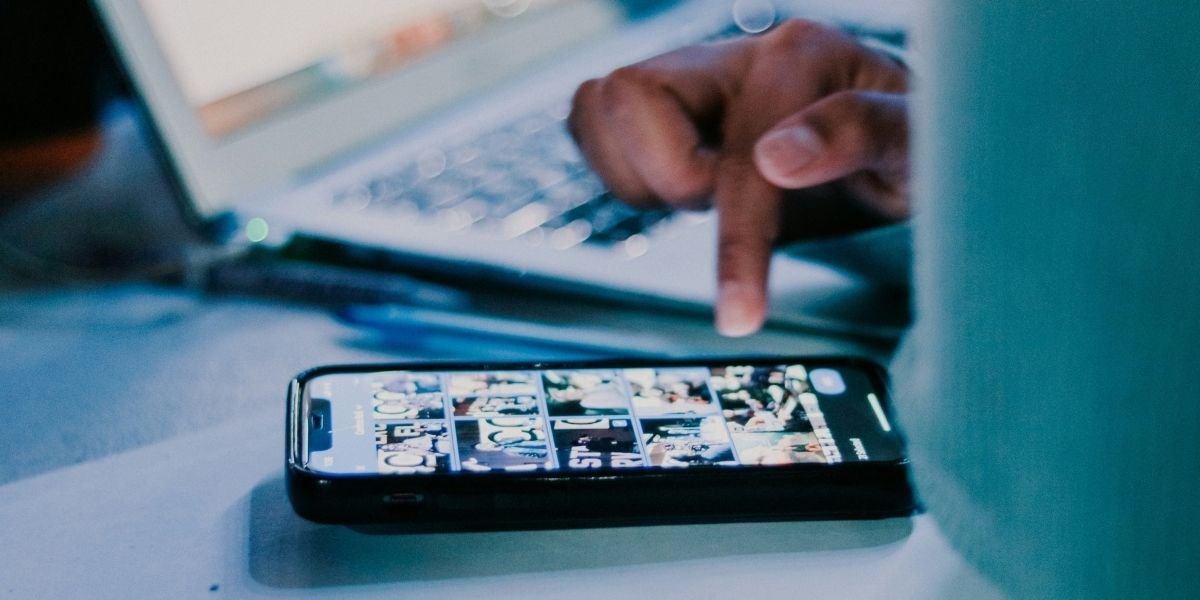 Instagram Tightens Rules for AI-Generated Profiles