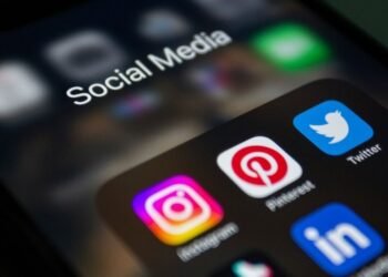 Instagram Tightens Rules for AI-Generated Profiles