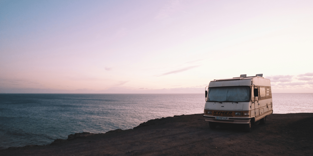 How to Pick Ideal RV Repair Services on the Go