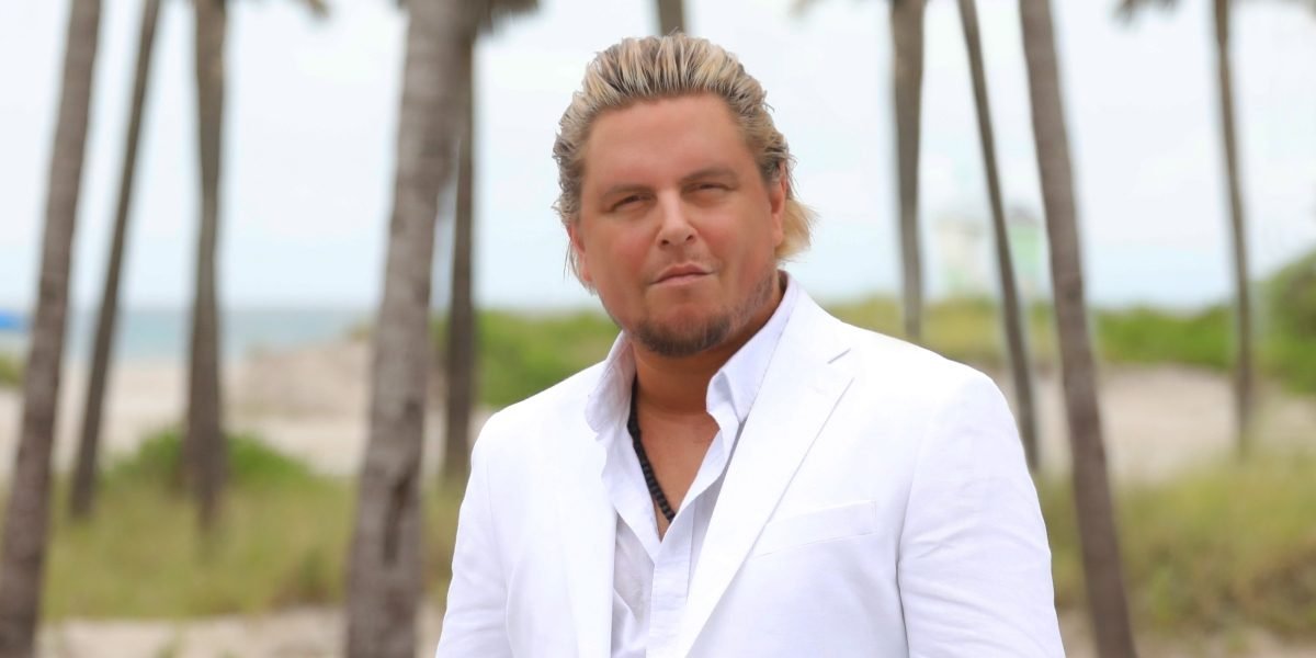 Malibu Beach Billionaire Steven Kronick Won World’s First Trillionaire Awards